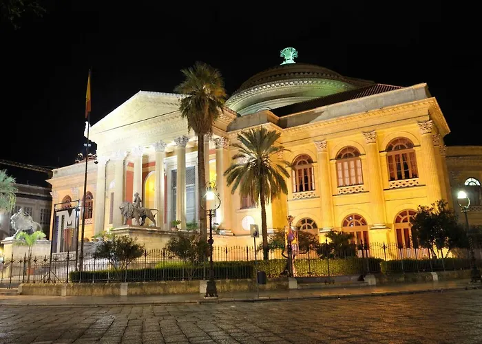 Centrumaqueda Bed & Breakfast 4*