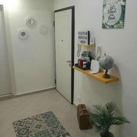 Centrumaqueda Oda ve Kahvaltı Palermo