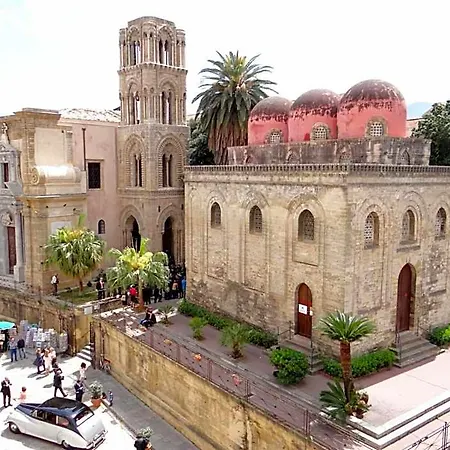 Centrumaqueda Bed & Breakfast Palermo
