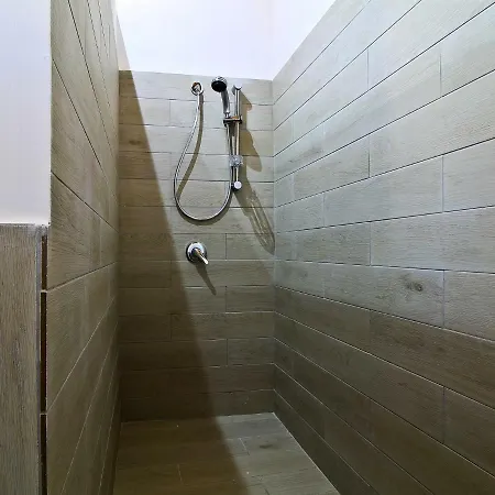 Centrumaqueda Oda ve Kahvaltı