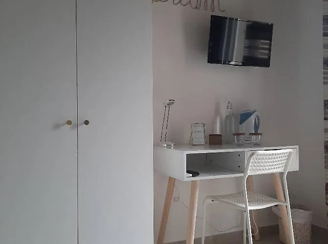 Alojamento de Acomodação e Pequeno-almoço Centrumaqueda